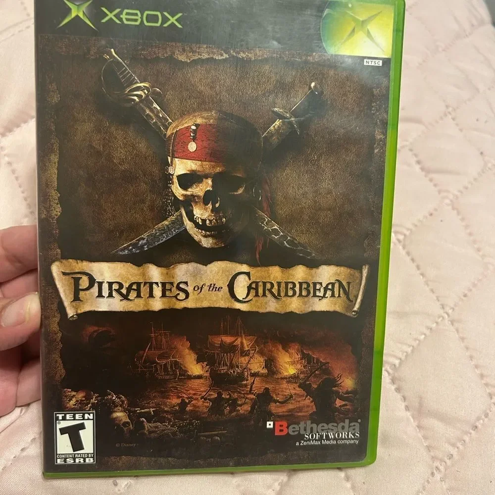 Green Xbox Video Game Case for Pirates of the Caribbean